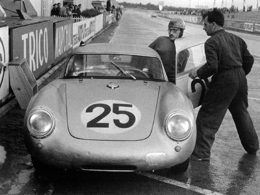  Porsche 550 Coupe Le Mans 1953 года  (фото 3 из 3)